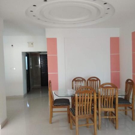 Kalindi Mid Town Villa อินดอร์ ภายนอก รูปภาพ